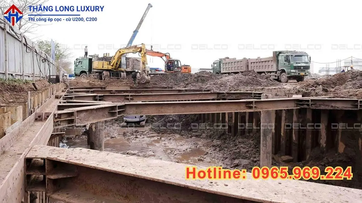 Thi công cừ U200 cho nhà xưởng - Thăng Long Luxury